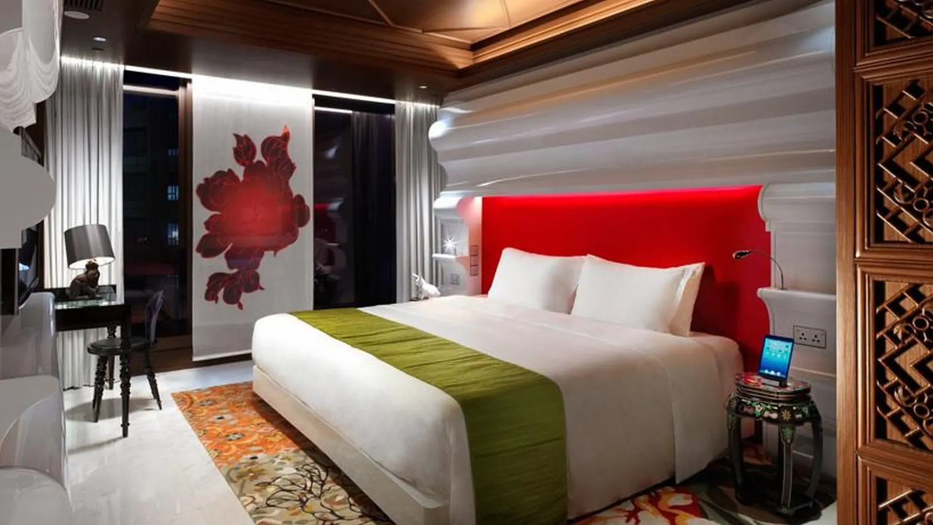 Mira Moon Hotel Hong Kong