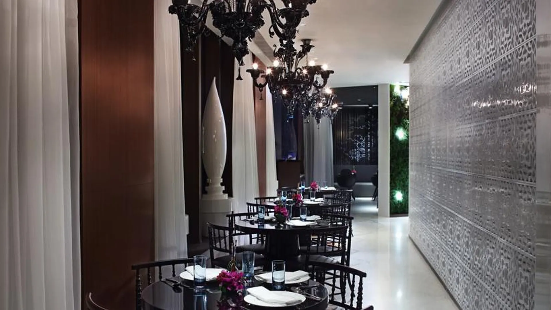 Mira Moon Hotel Hong Kong