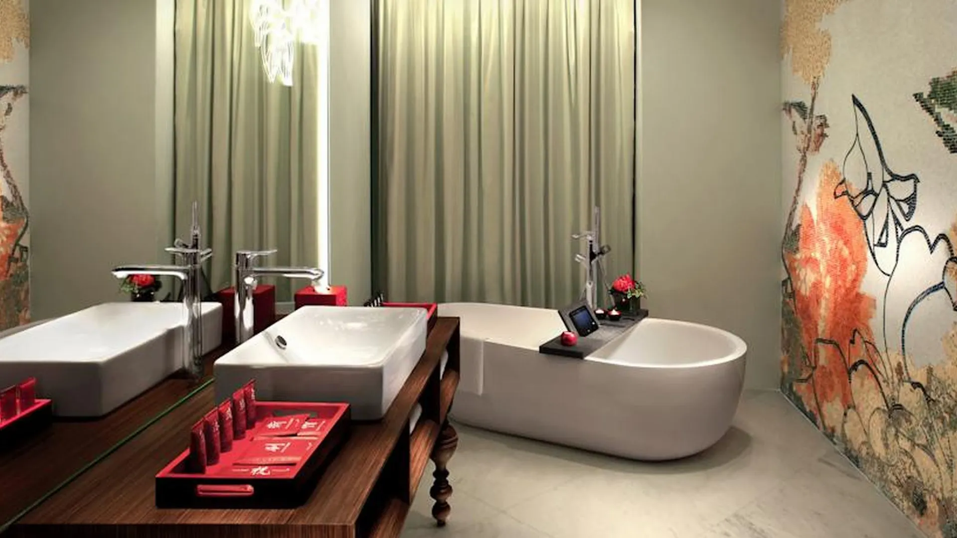 Mira Moon Hotel Hong Kong