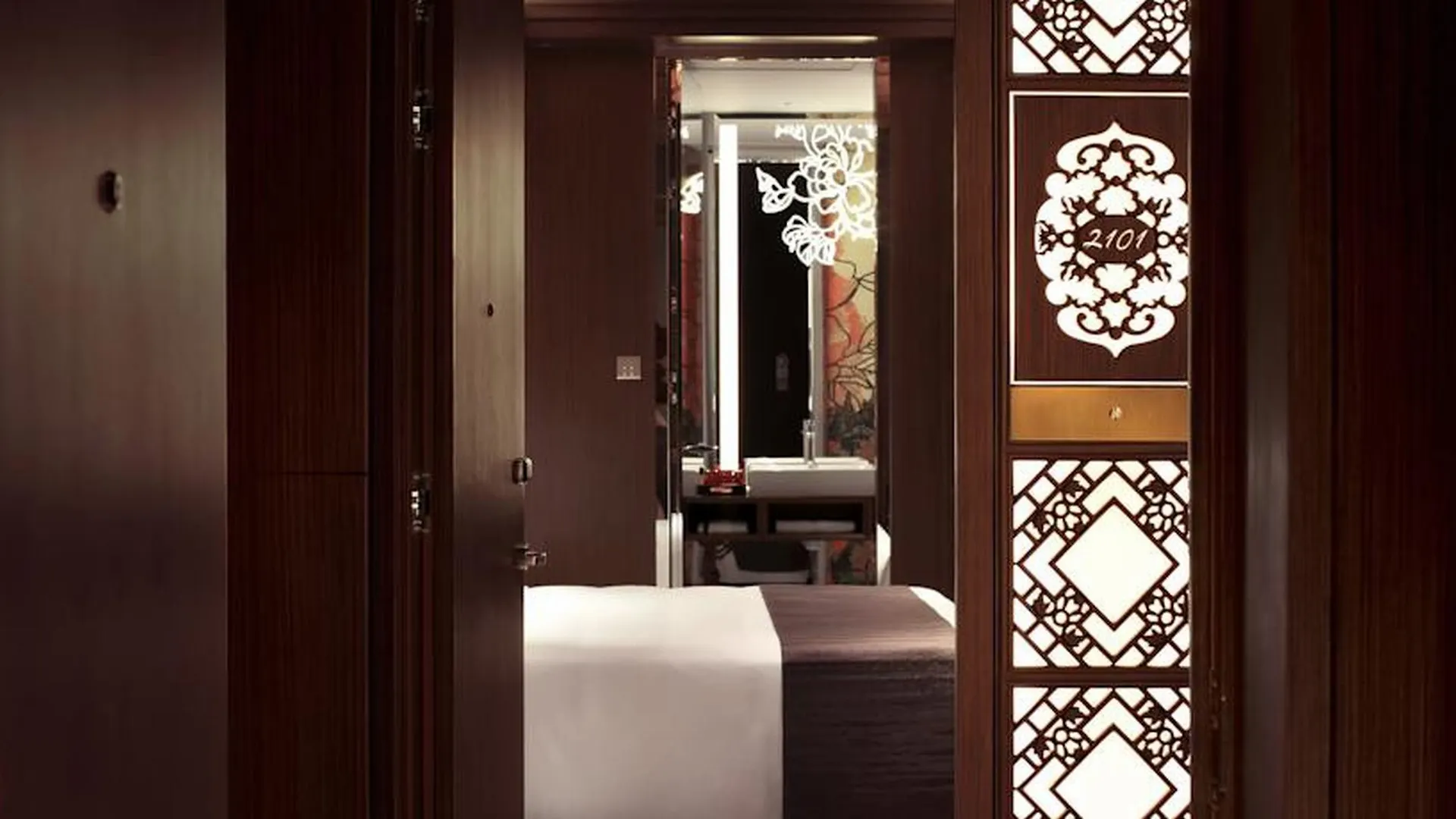 Mira Moon Hotel Hong Kong
