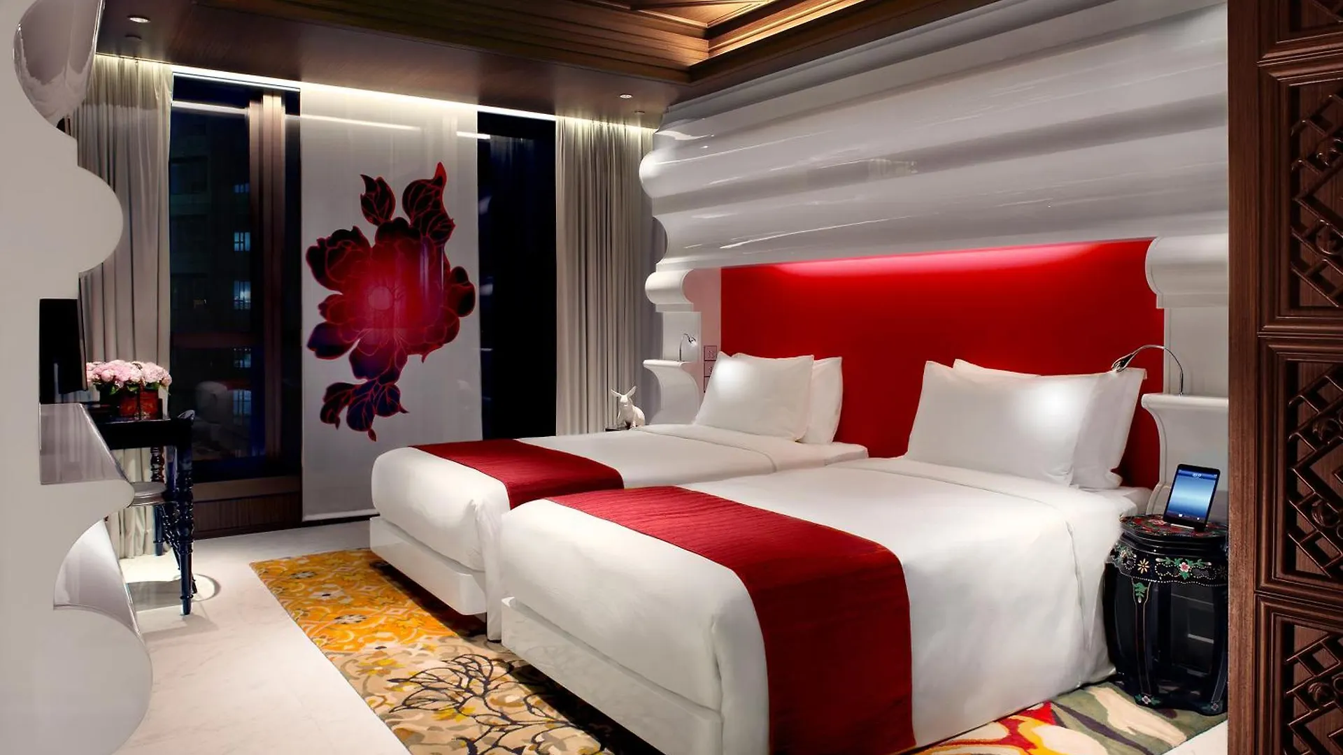 Mira Moon Hotel Hong Kong