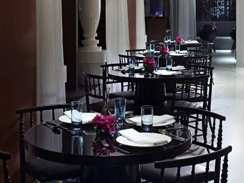 Mira Moon Hotel Hong Kong