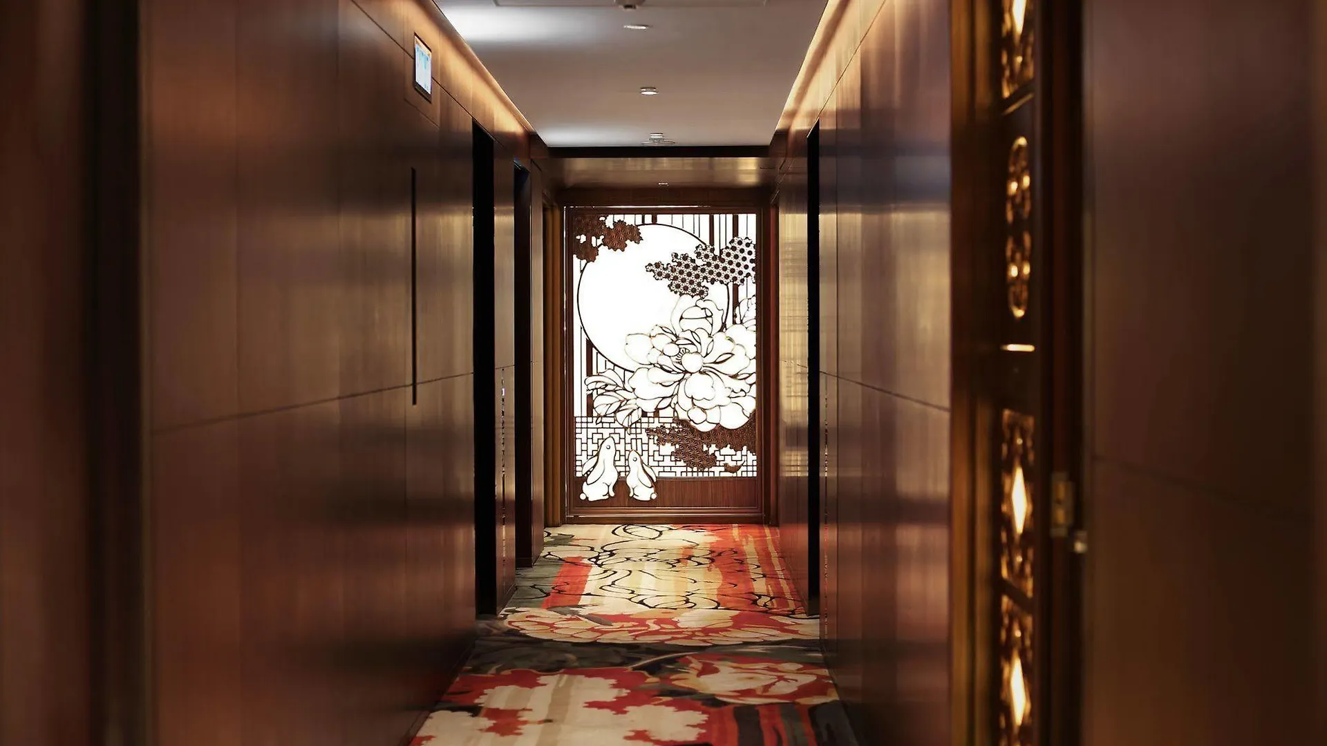Mira Moon Hotel Hong Kong 5*,